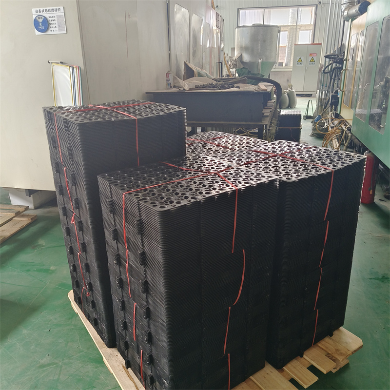 蓄排水板生產(chǎn)線(xiàn)設(shè)備